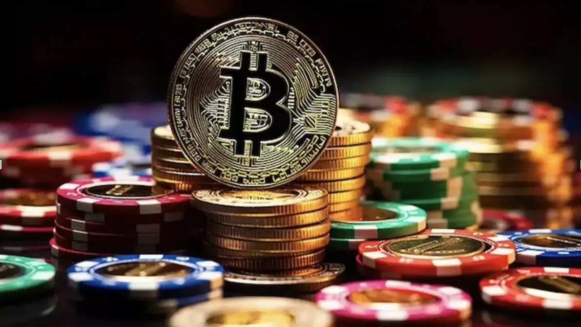 How do linked account systems function in crypto casino networks?